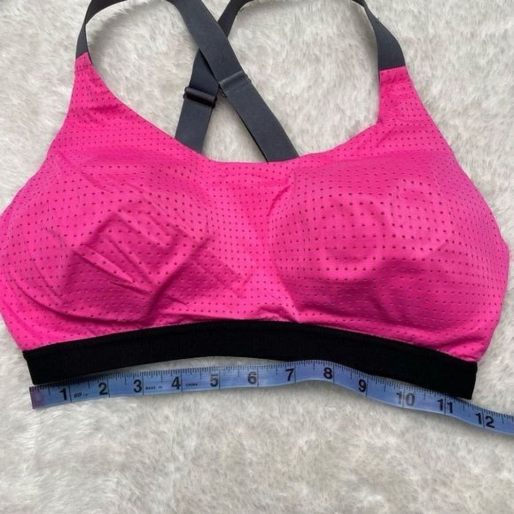Victorias Secret Sport 32DD Lightweight Mesh PINK Full Coverage Sports Bra